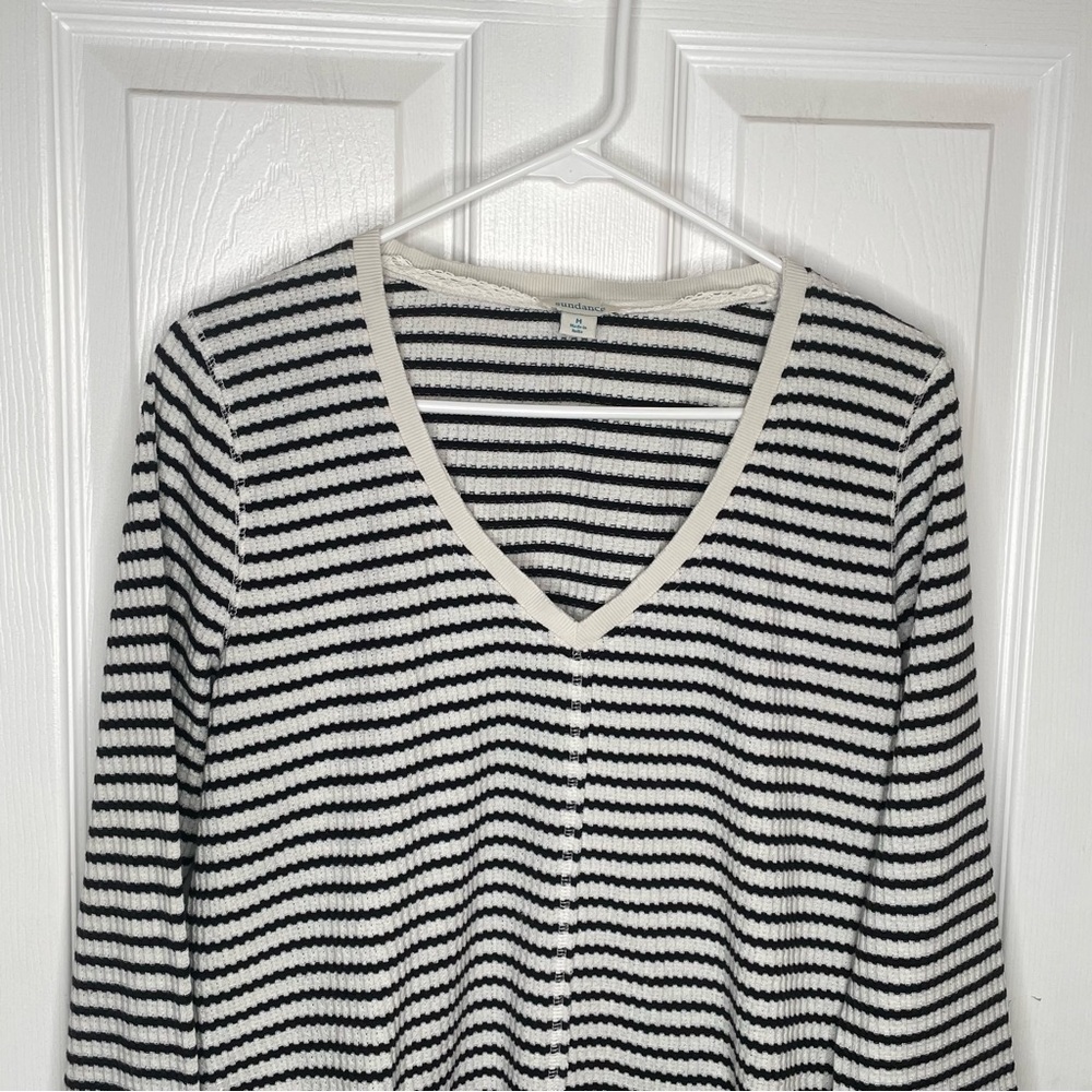 Sundance Striped Waffle Knit Thermal Minimalist Comfy Cozy in Black/White M - Picture 3 of 9